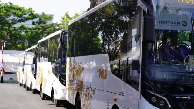 Bus Trans Palu Dihentikan
